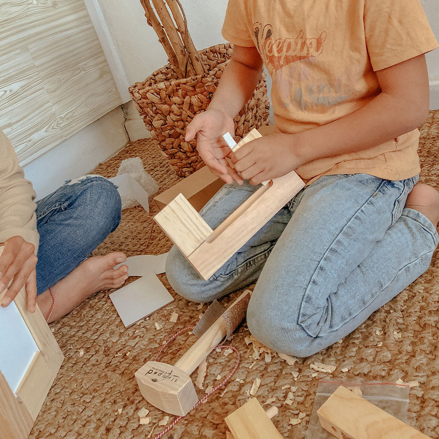 busy outting frame together